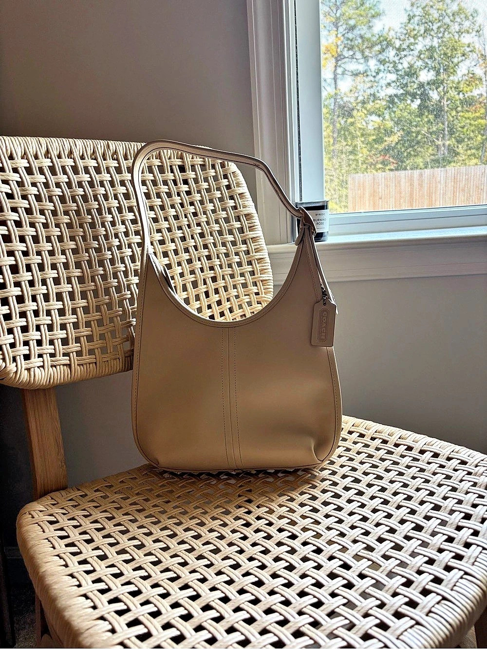Coach Belted Ergo Shoulder Bag 26 White/Cream
